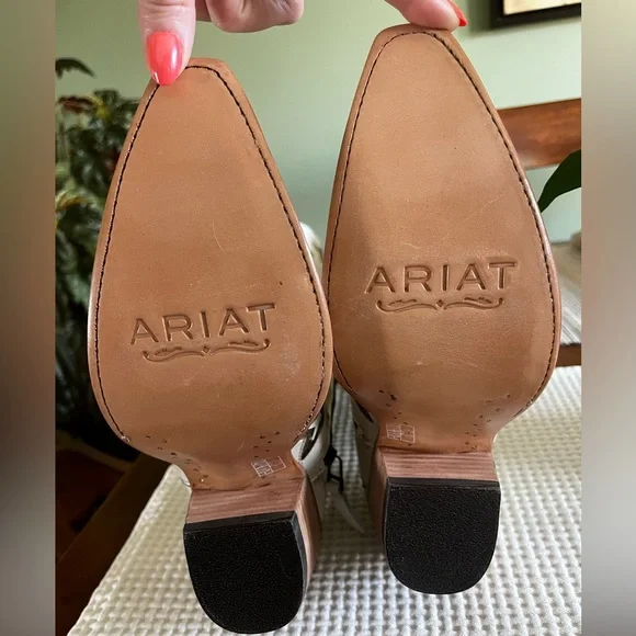 NWT Originally $350 Ariat Casanova Star X Toe Western Boot in Pearl Size 7 - Picture 10 of 13